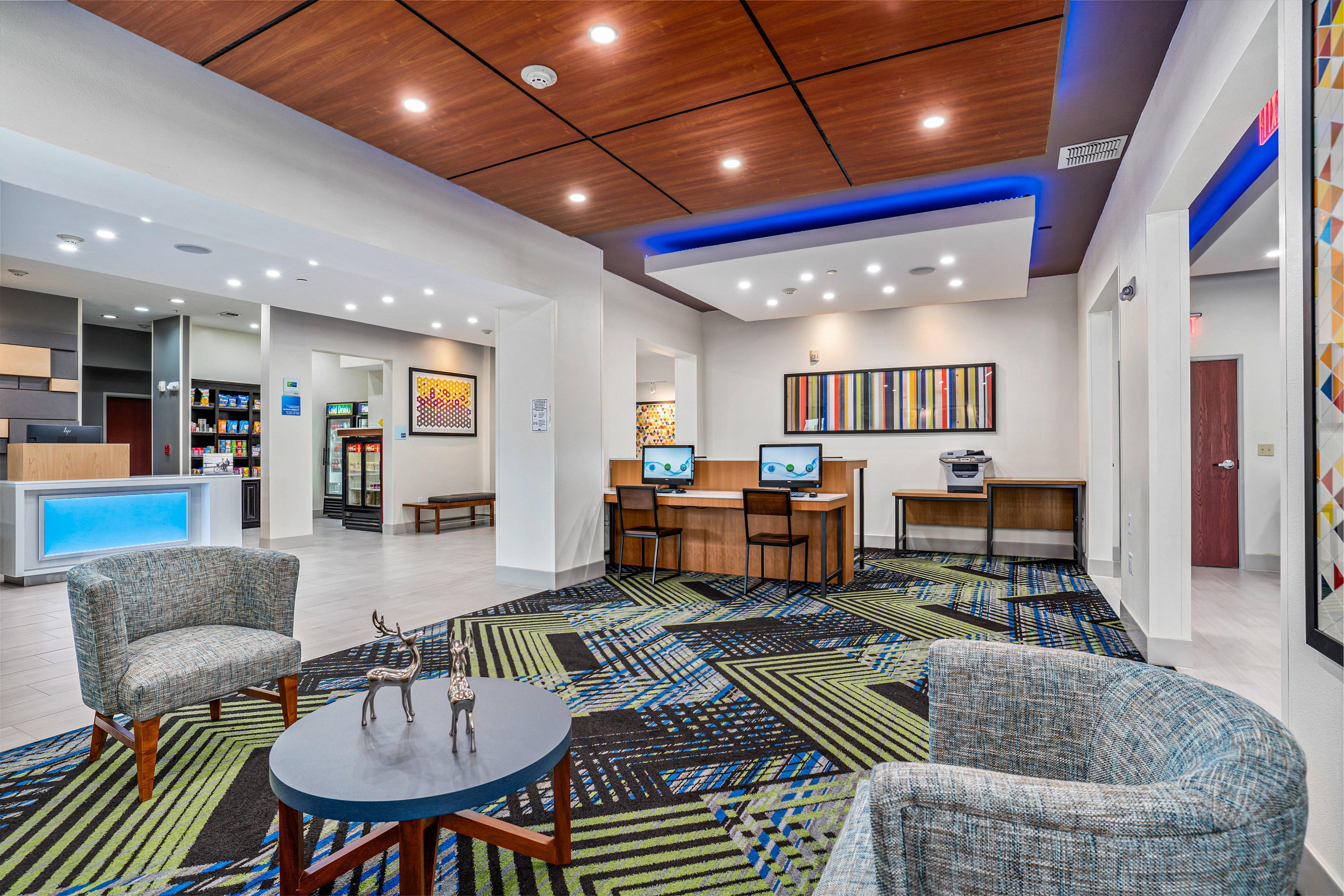 Holiday Inn Express & Suites Van Buren-Fort Smith Area, An Ihg Hotel Exterior photo
