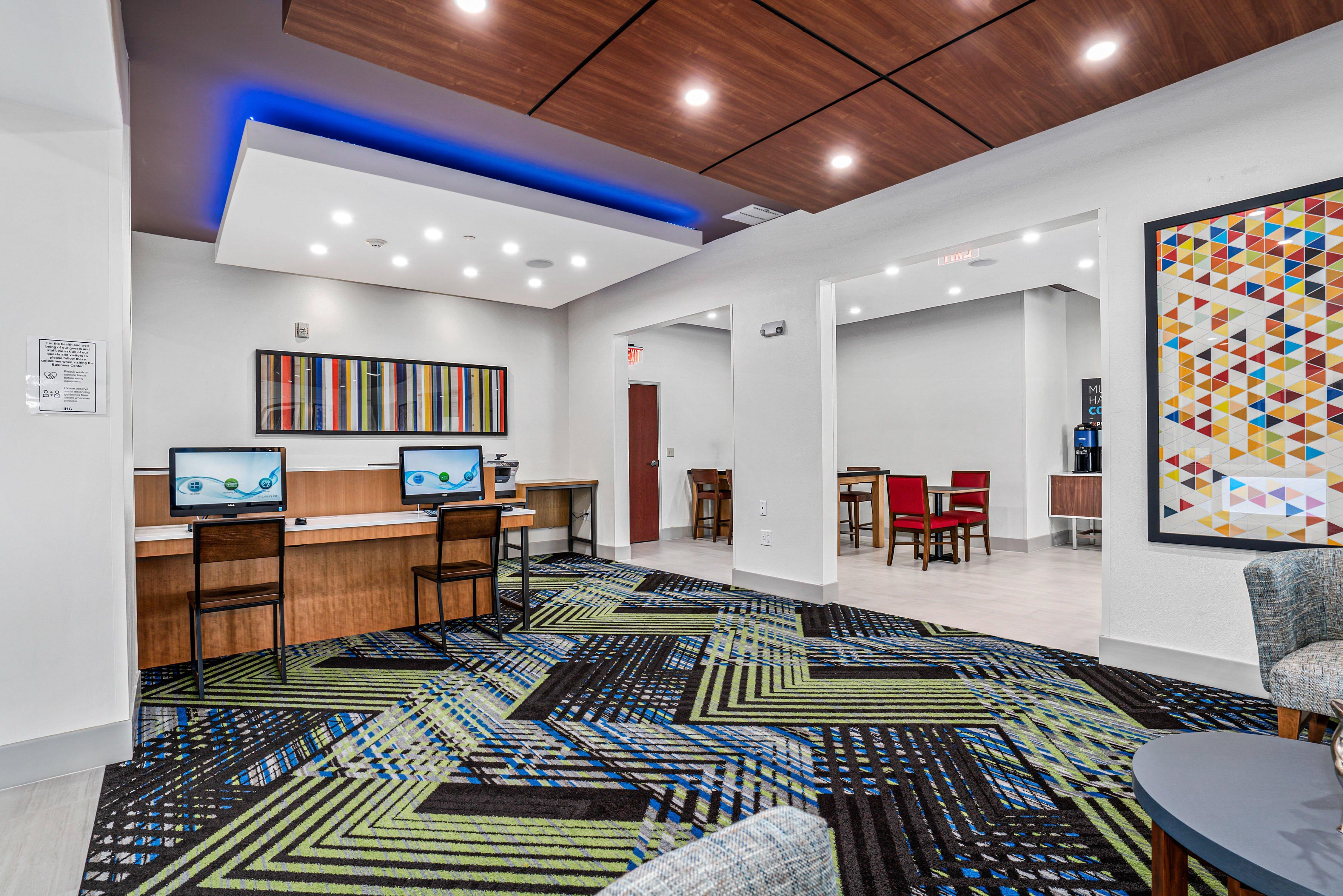 Holiday Inn Express & Suites Van Buren-Fort Smith Area, An Ihg Hotel Exterior photo