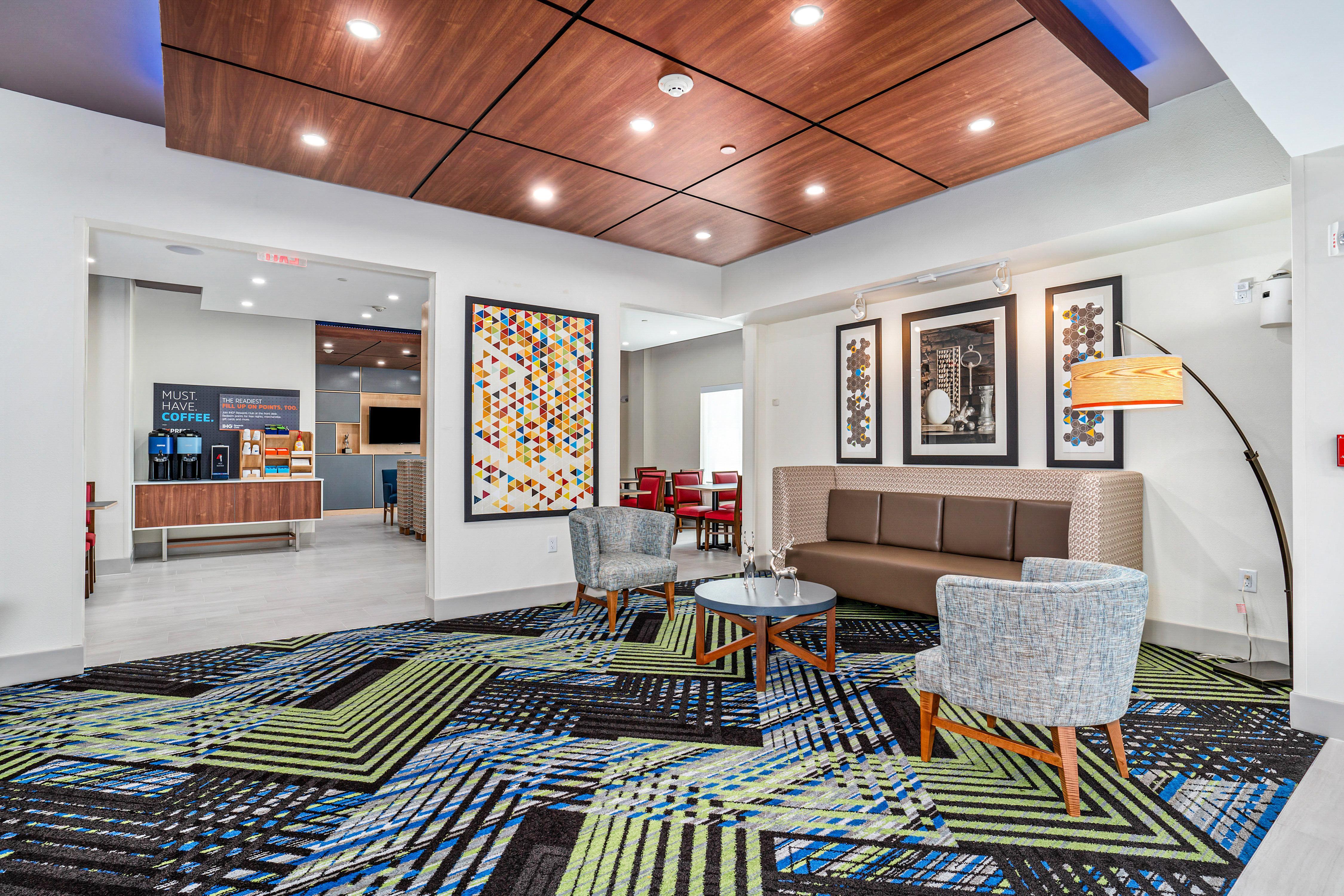 Holiday Inn Express & Suites Van Buren-Fort Smith Area, An Ihg Hotel Exterior photo